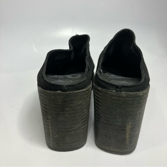 OTBT split black leather clog mules block heel side 10 - Picture 8 of 9